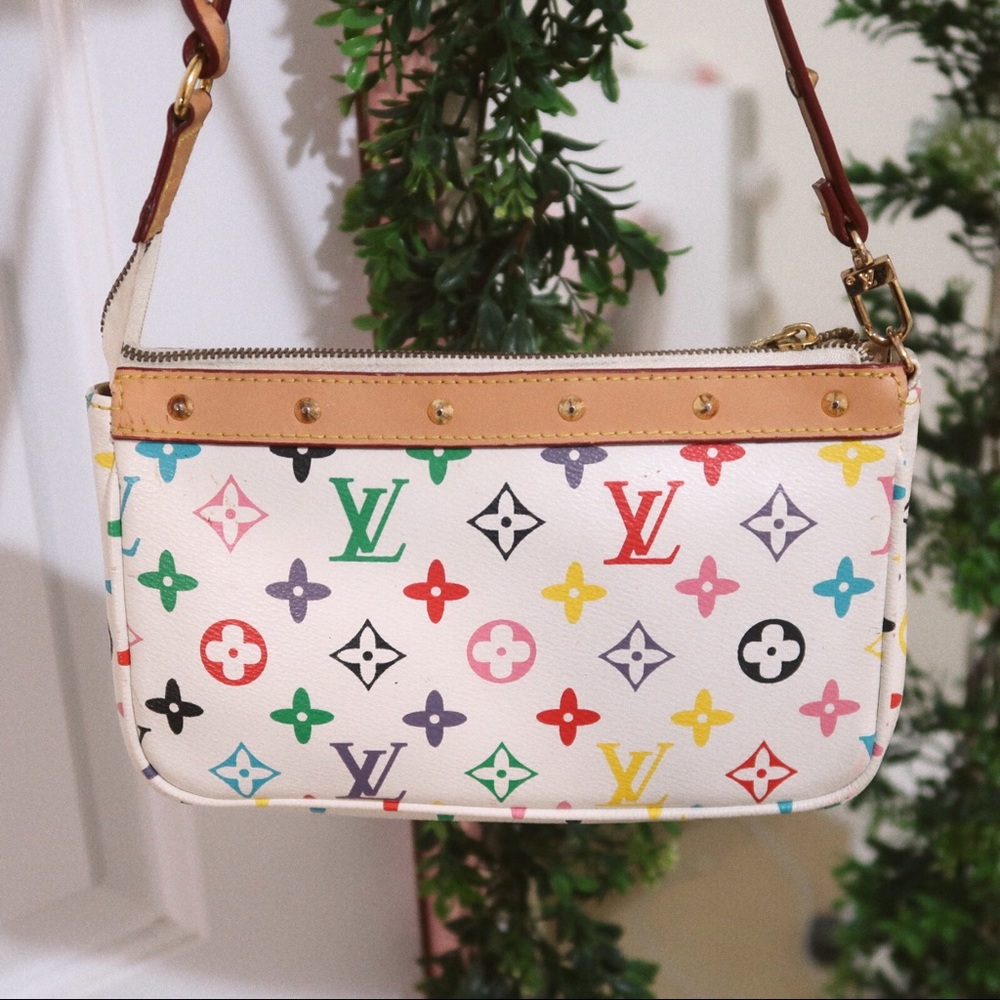 Louis Vuitton Monogram Pochette